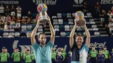 González celebra un trofeo más en su ilustre carrera