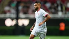 Sevilla busca darle salida a Tecatito Corona en esta ventana de fichajes; apunta a Rayados