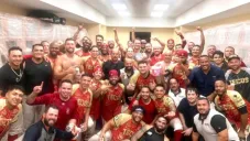 Equipo de Los Dos Laredos celebrando