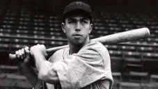 Baldomero “Melo” Almada Quirós jugó en las Ligas Mayores