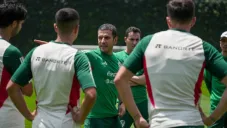 Jaime Lozano sobre Julián Quiñones: &quot;El grupo lo tomó bastante bien. Es un chavo muy dedicado&quot;