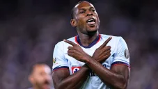 Diber Cambindo en celebración de gol con Cruz Azul