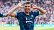 ¡Cerca de la Premier! Santi Giménez fue seguido por 3 equipos ingleses