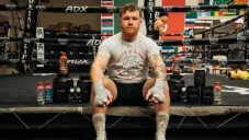 Canelo da 'nocaut' a la crisis con sus múltiples negocios en diferentes industrias