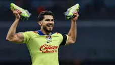 Mikel Arriola elogió a Henry Martin en su visita a Coapa