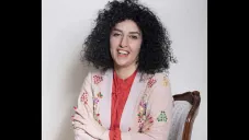Narges Mohammadi gana el Nobel de la Paz