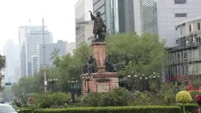 La estatua de Colón que estaba en Paseo de la Reforma