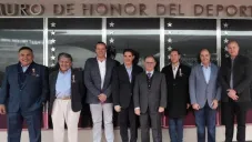 La ceremonia de los inducidos al Muro de Honor del Deporte Motor