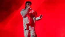 ¡'The Joker' es fan de Peso Pluma! Joaquin Phoenix fue captado disfrutando del concierto de 'PP'