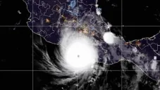 Guerrero suspende clases por el huracán Otis