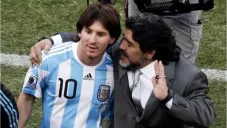 Messi y Maradona en el Mundial del 2010