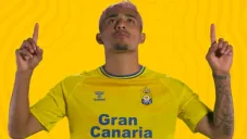 El primer gol del mexicano en Europa