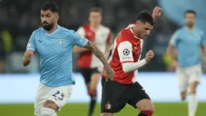 Santiago Giménez manda mensaje tras la derrota en Champions League