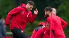 Santiago Giménez vs Vangelis Pavlidis: ¿dónde y cuándo ver el Feyenoord-AZ?