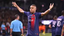 Mbappé anotó un hat-trick con el PSG