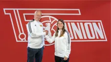 Eta junto a Grote durante el nombramiento