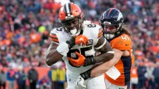 David Njoku, la estrella de NFL que jugó con el 17% de su cuerpo quemado