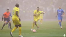 Cristiano Ronaldo hace señas de 'pagos' al árbitro en la derrota ante Al-Hilal