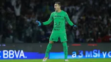 ¡La figura! Julio González mantuvo viva la eliminatoria para Pumas