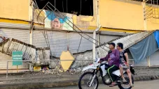 Terremoto de magnitud 7.6 sacude Filipinas, advierten de tsunami devastador