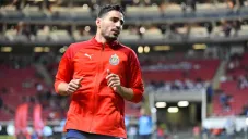 Aficionados de Chivas no perdonan a Chino Huerta por golpe a Pollo Briseño