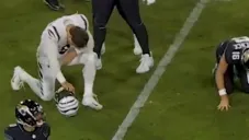 El jugador de Bengals orando por Trevor