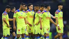 Aficionados de América muestran su descontento tras el primer tiempo