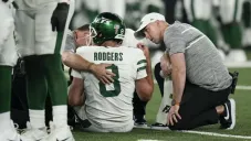 Rodgers al lesionarse con Jets
