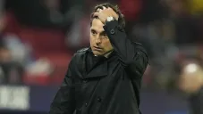 ¿Le quedó grande? Diego Alonso y su papelón con el Sevilla en Champions