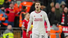 Diogo Dalot expulsado en cuestión de segundos