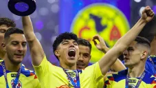 ¡A lo Lichnovsky! Kevin Álvarez celebra el campeonato y se tatúa 'la 14'