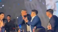 Momentos cuando está cantando