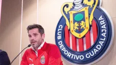 El argentino en rueda de prensa con Chivas