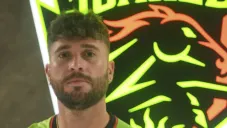 Arturo con los colores de Bravos