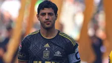 ¿Al archirrival? Carlos Vela coquetea con LA Galaxy, que está dispuesto a mejorar su salario