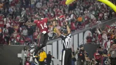 ¡A la Ronda Divisional! Baker Mayfield comanda la victoria de los Buccaneers sobre los Eagles