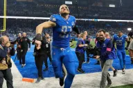 El emotivo momento de Aidan Hutchinson en la victoria de los Detroit Lions