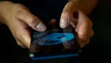 Telefonías celulares bloquearán mensajes spam relacionados a fraudes, publicidad y pornografía