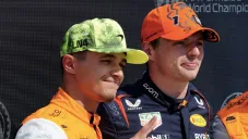Norris y Verstappen después de una carrera