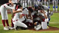 ¡De Luto! Charros y Diablos Rojos brindaron homenaje a esposa e hijo fallecidos del mánager “Chino” Corvera