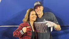 Mamá de Christian McCaffrey no escuchará a Taylor Swift