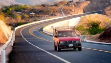 Inauguran carretera en Oaxaca que comenzó obras ¡hace 15 años!