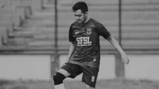 Muere futbolista amateur Septian Raharja en Indonesia por impacto de rayo en pleno partido