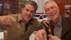 Ricardo Salinas y Alejandro Irarragorri ‘acuerdan’ resultado del Mazatlán vs Santos con 'Piedra, papel o tijera'