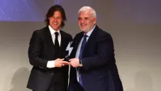 Matías Almeyda del AEK Atenas es elegido mejor técnico del año en Grecia