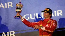 Ferrari no celebró el tercer lugar con Carlos Sainz en Bahréin