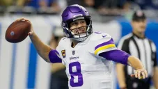 Kirk Cousins deja a los Vikings y firma por 4 años con los Falcons, confirma su agente