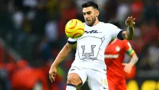 ‘Toto’ Salvio de olvida de Pumas y felicita al “único grande”