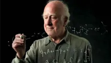 Murió Peter Higgs, Premio Nobel de Física por descubrir la 'partícula de Dios'