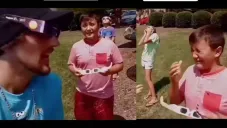 “Papi, no veo nada”; niño pierde la vista por ver el Eclipse Solar sin protección